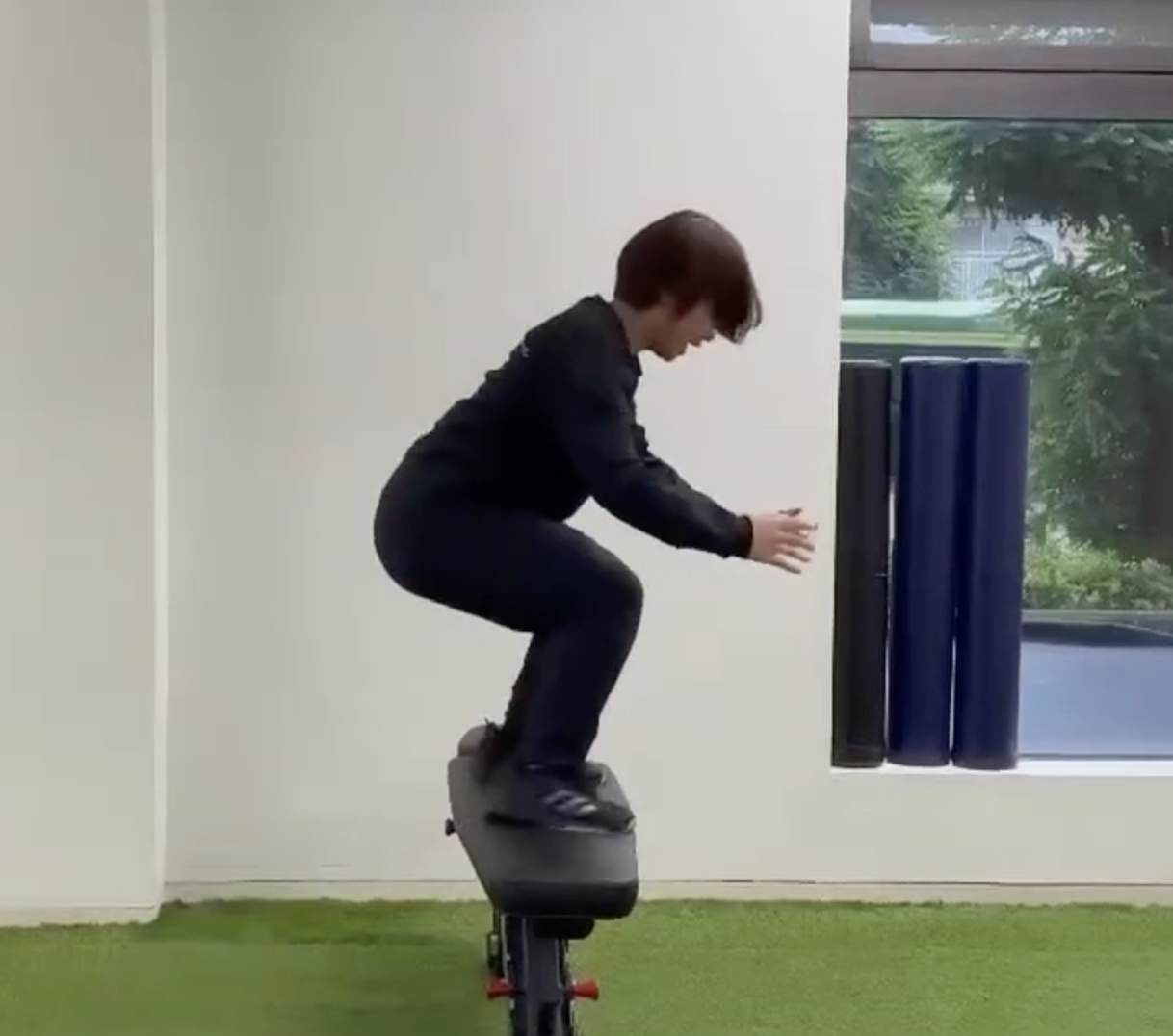 リバウンディングボックスジャンプ
